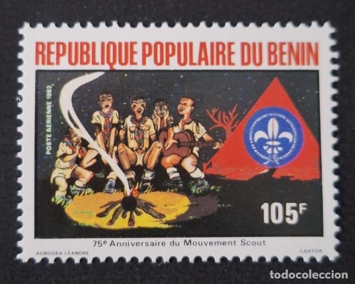 Sellos: Ben&iacute;n 1982 Mi. 282 75 aniv. escultismo fogata correo a&eacute;reo