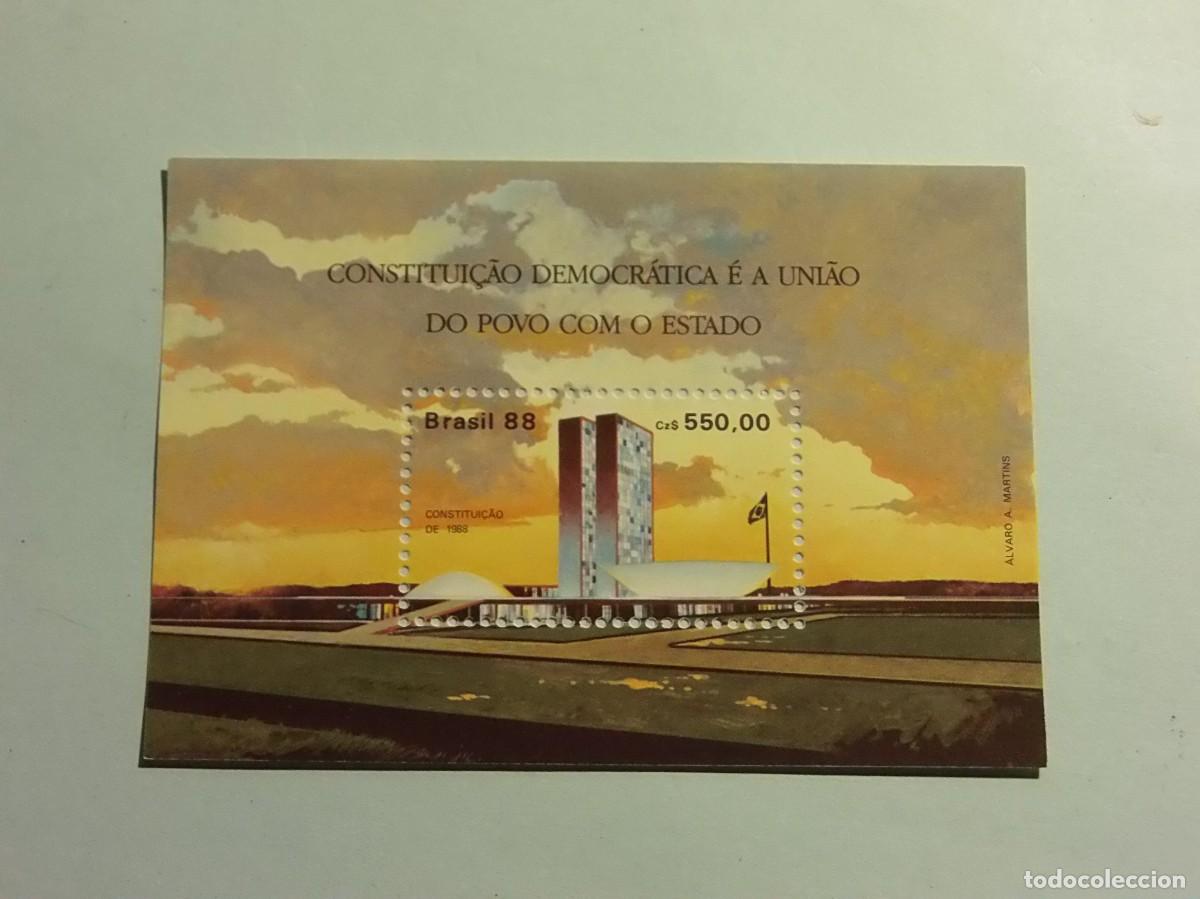 Sellos: BRASIL 1988 - H.B. - ARQUITECTURA, EDIFICIOS - LA CONSTITUCI&Oacute;N DE 1988 - PALACIO DE CONGRESOS. - Foto 1