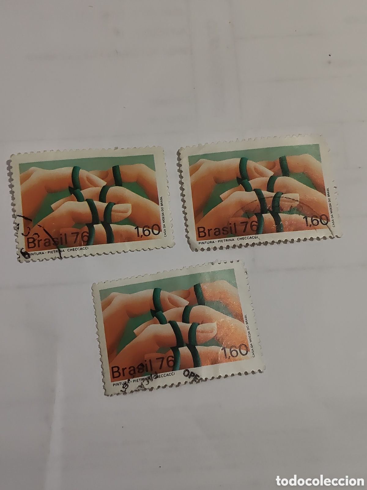 Sellos: 3 sellos de Colombia Artes pl&aacute;sticas dedos dise&ntilde;ada por la pintora Pieteina Chiccacci 1976