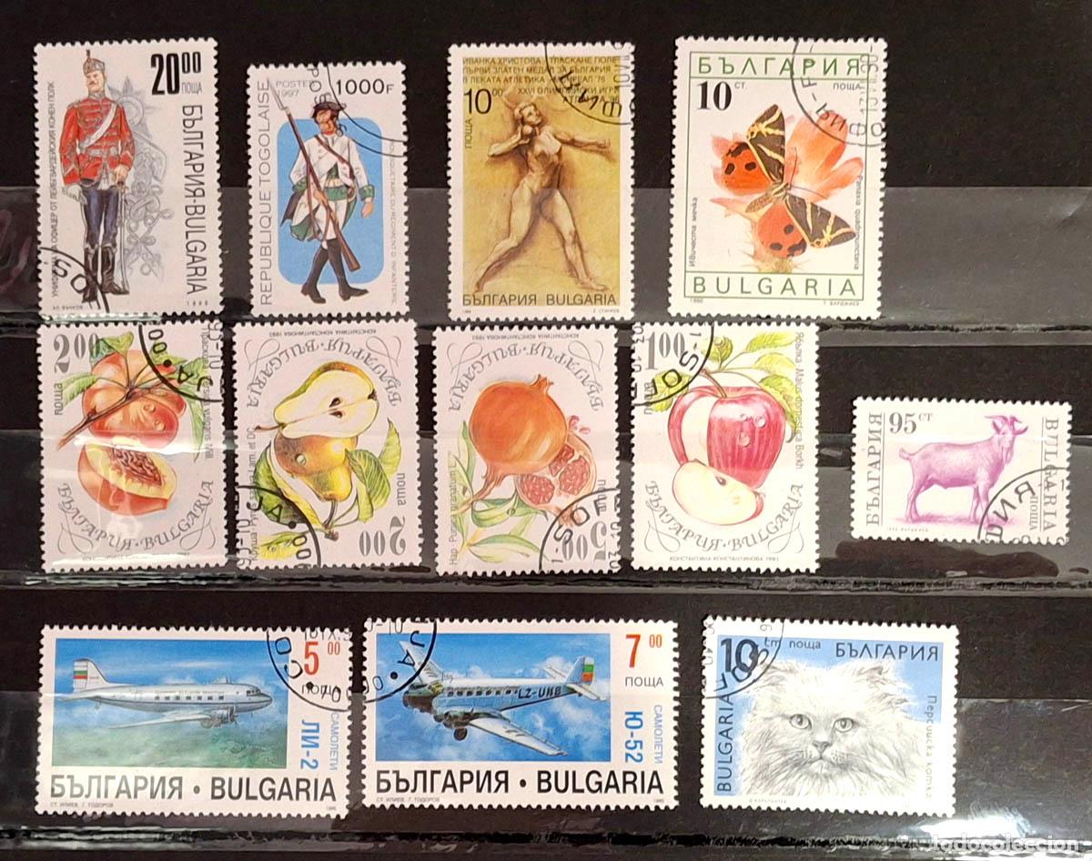 Sellos: 12 sellos de Bulgaria - Frutas, flores, personajes y aviaci&oacute;n