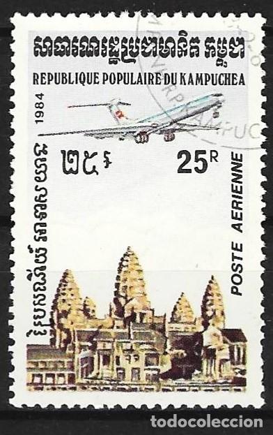 Sellos: Kampuchea 1984 - Mi 549 - YT A 35 - Av&iacute;on y Templo de Angkor Vat ( A&eacute;reo )
