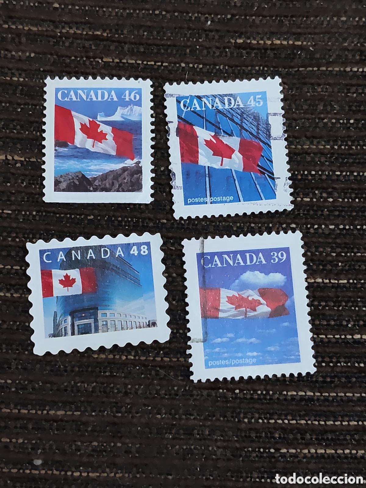 Sellos: 4 sellos de Canad&aacute; bandera canadiense 1989