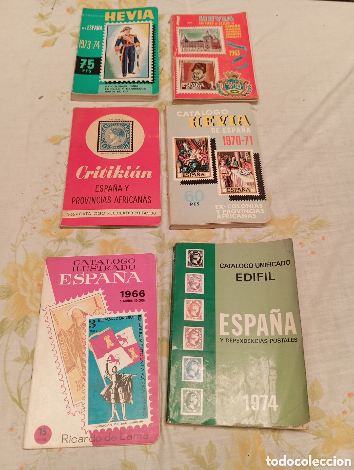 Sellos: Lote de 6 cat&aacute;logos de sellos - Foto 1