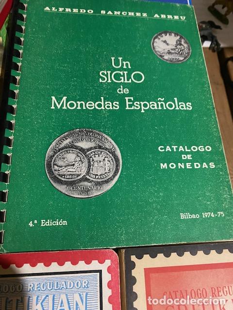 Sellos: 3 libros de Numism&aacute;tica y Filatelia - Foto 2