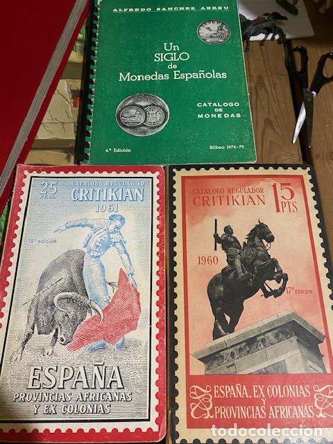 Sellos: 3 libros de Numism&aacute;tica y Filatelia - Foto 1