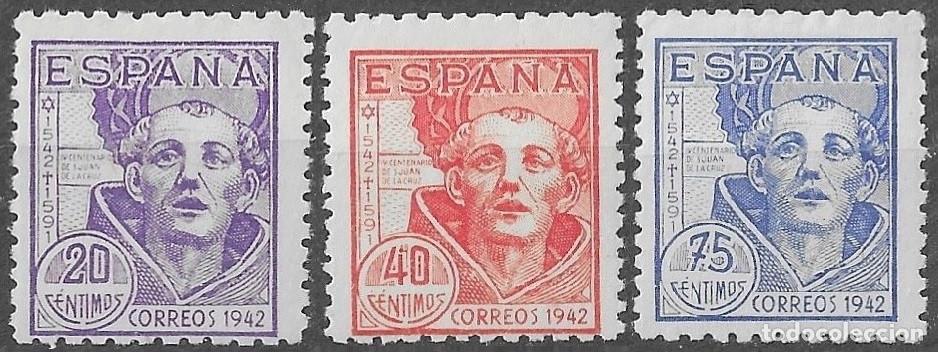 Sellos: 1942. IV Cent. Nacimiento S. Juan de la Cruz. N&ordm;954-56. Con Fijasello