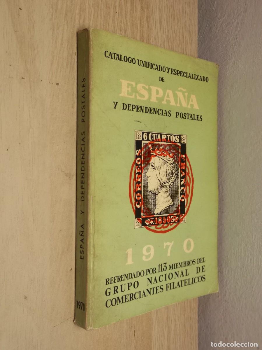 Sellos: CAT&Aacute;LOGO UNIFICADO Y ESPECIALIZADO DE ESPA&Ntilde;A Y DEPENDENCIAS POSTALES 1970
