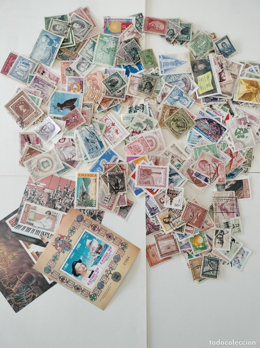 Sellos: LOTE DE 365 SELLOS DISTINTOS DE CHILE .-