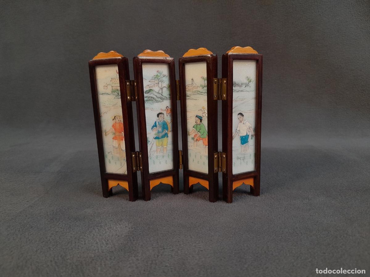 Sellos: BIOMBO DE SOBREMESA EN MINIATURA.MADERA Y PIEDRA PINTADOS A MANO.ORIENTAL.CHINA.SIGLO XX.