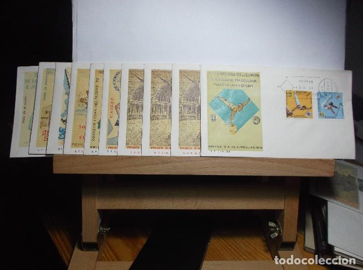 Sellos: LOTE DE 40 SOBRES DE PRIMER DIA. - Foto 2