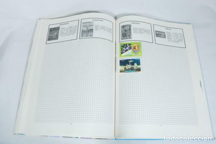 Sellos: Libro Stanley Gibbons con 425 sellos de todo el mundo - especial para coleccionistas - Foto 17 - 223670602