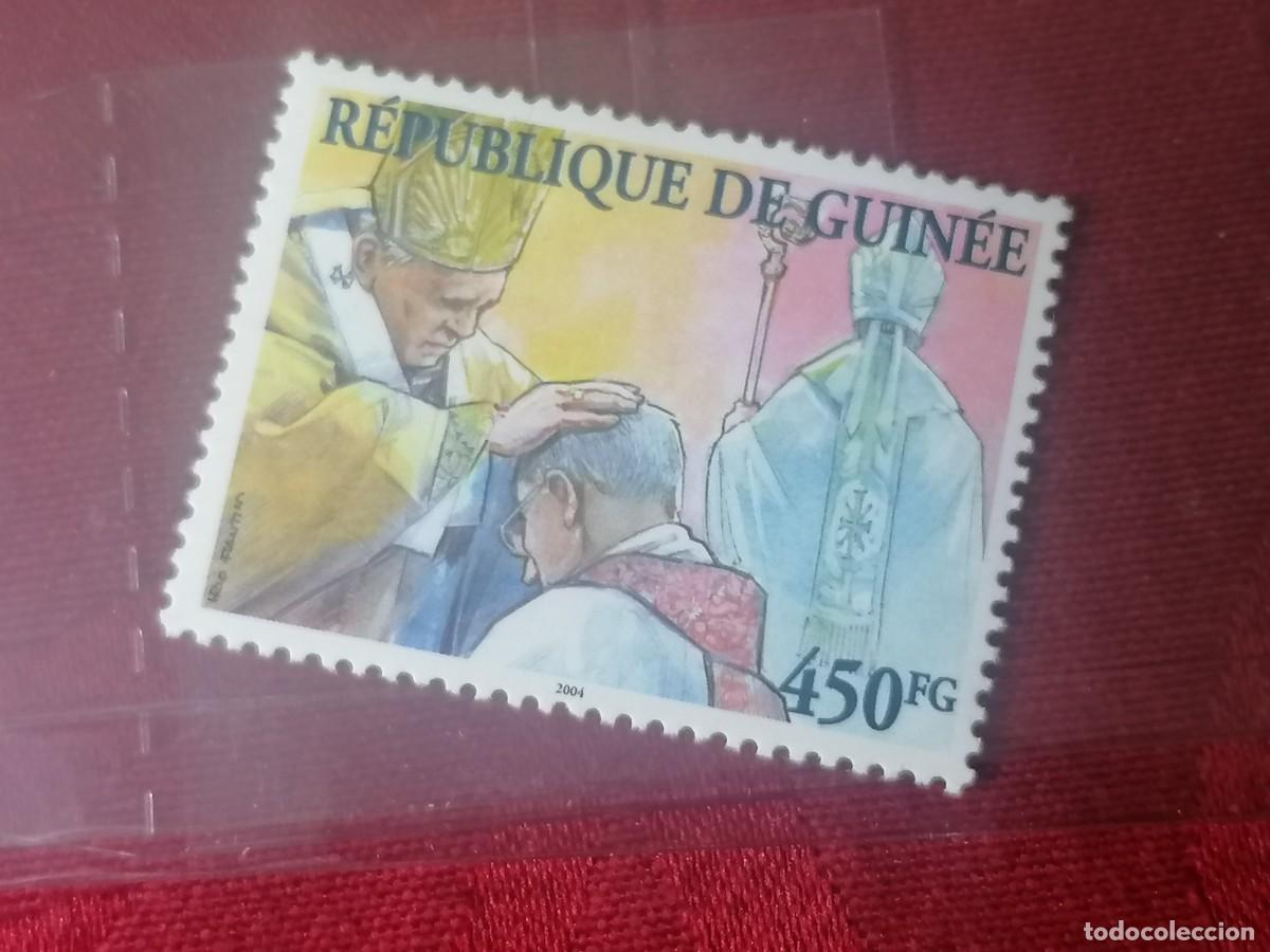 Sellos: LOTE 3 SELLOS GUINEA 2004 - Foto 2