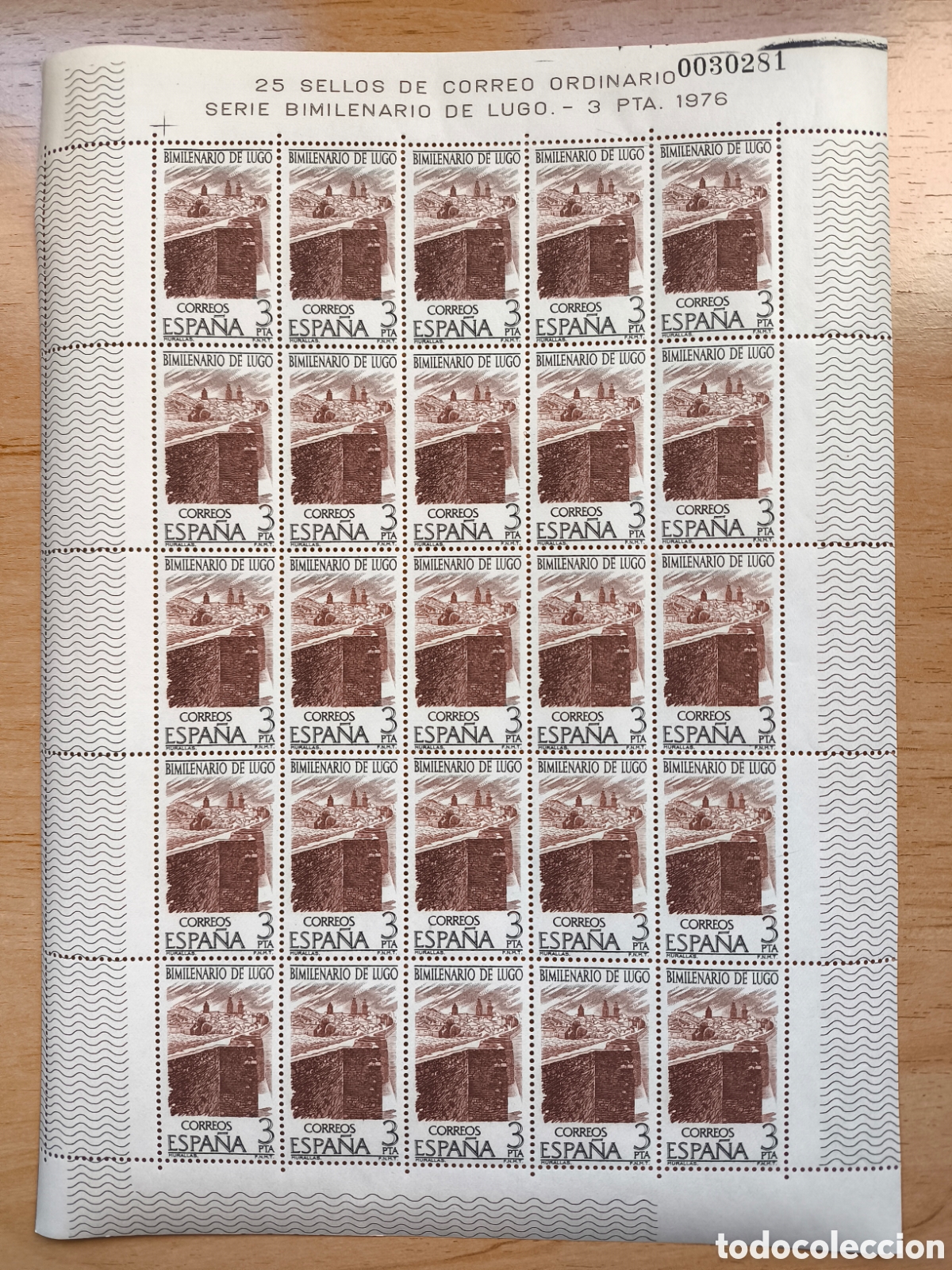 Sellos: Hojas Bimilenario de Lugo 1976 - Foto 2