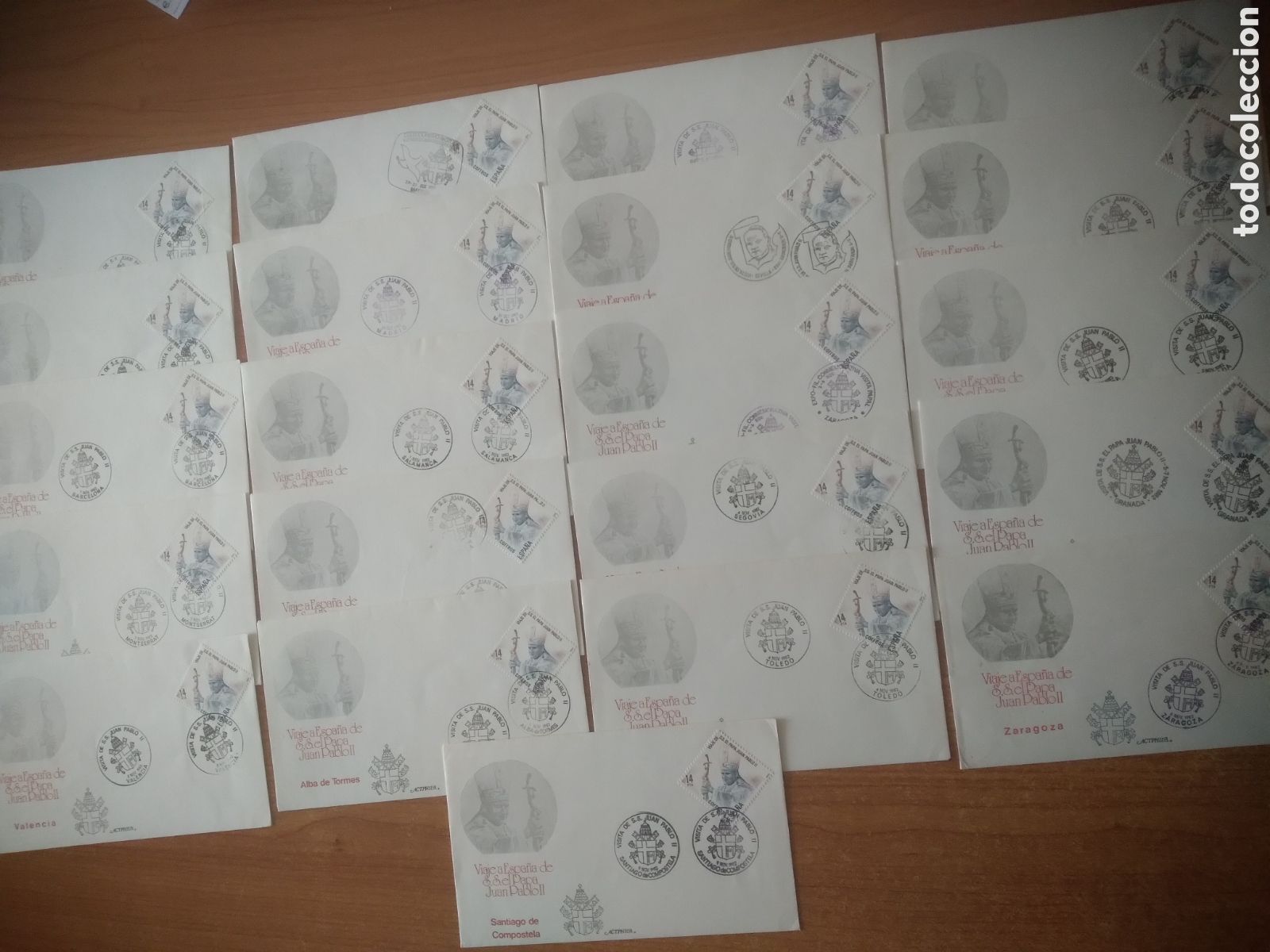 Sellos: ESPA&Ntilde;A VIAJE DE JUAN PABLO II CONJUNTO DE 21 SOBRES MATASELLOS ESPECIALES