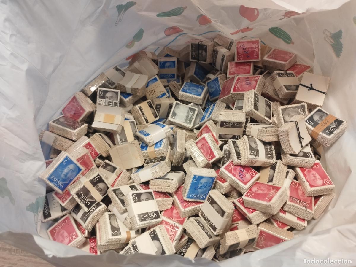 Sellos: TKZ - B6. CONJUNTO DE 100000 SELLOS DE ESPA&Ntilde;A USADOS EN PASTILLAS FRANCO II CENTENARIO