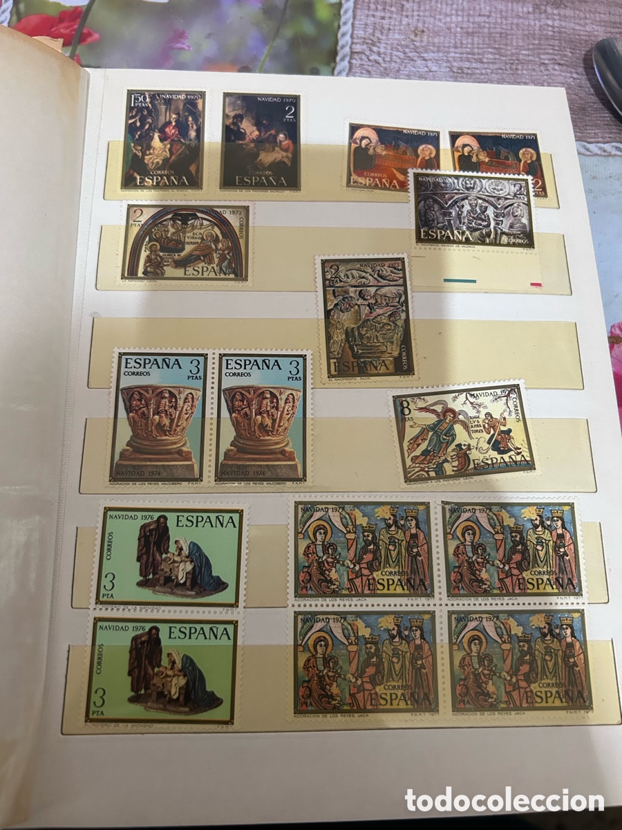 Sellos: &Aacute;lbum Clasificador con Colecci&oacute;n de Sellos de Espa&ntilde;a (A&ntilde;os 1974-1983). Nuevos Sin Fijasellos (MNH)&rdquo;