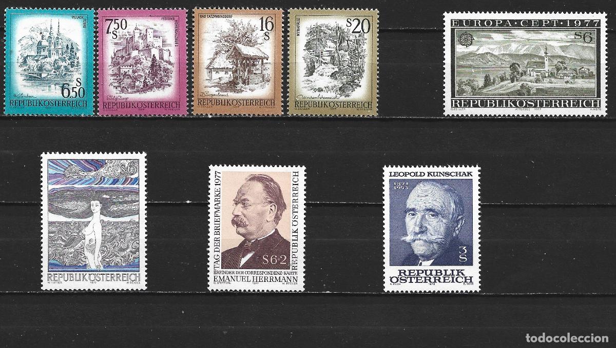 Sellos: AUSTRIA 1977 CONJUNTO DE SERIES NUEVAS ** SIN FIJASELLOS VALOR CAT. 22,50 EUROS