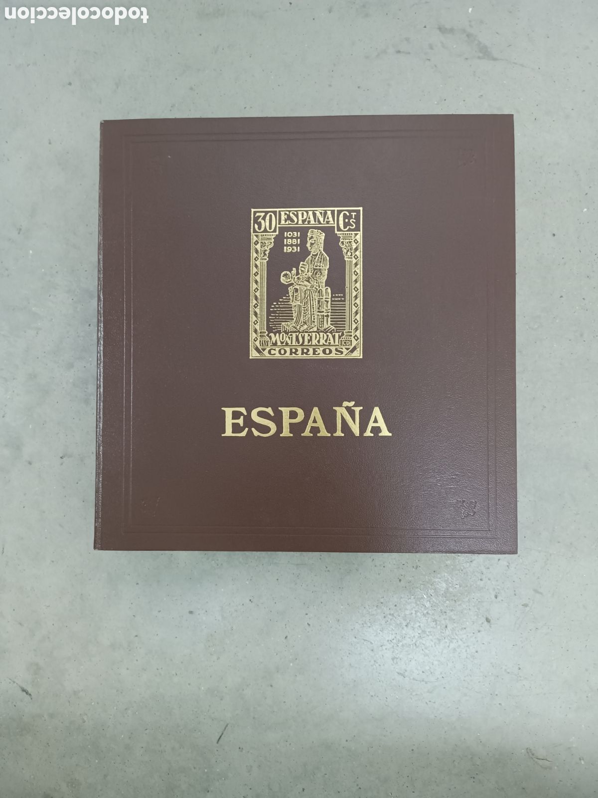 Sellos: &Aacute;LBUM OLEGARIO ESPA&Ntilde;A - DE 1975 A 1989 COMPLETOS - SELLOS CON MATASELLOS, ESPECIALES, PRIMER D&Iacute;A