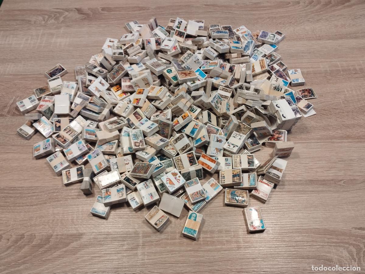 Selos: SEV B-9. ESPA&Ntilde;A. 30000 SELLOS USADOS II CENTENARIO FORMATO GRANDE. ALGO EN NUEVO.