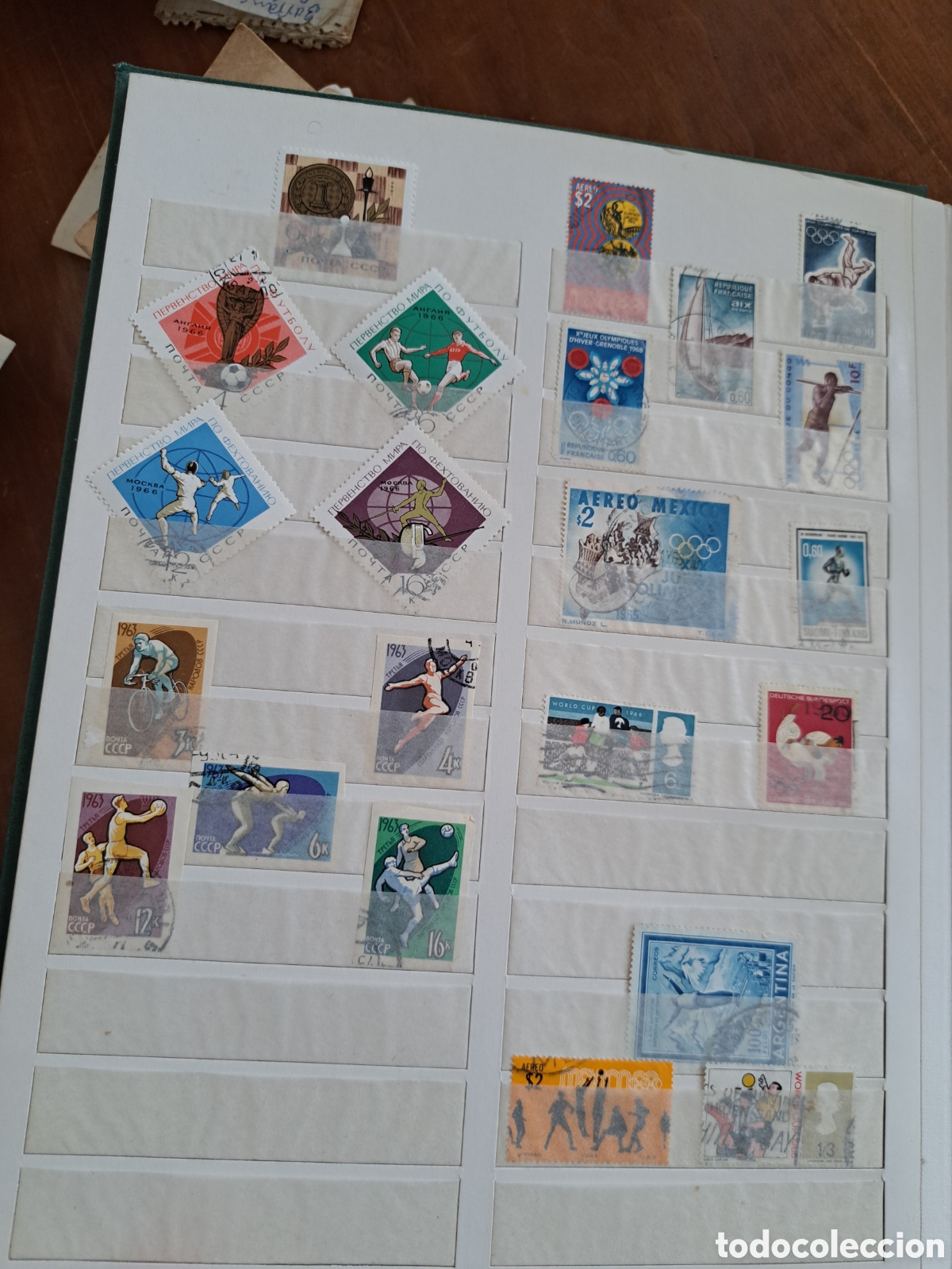 Sellos: Jml Album de cromos Variado. Paises extranjeros y espa&ntilde;a. Sellos variados
