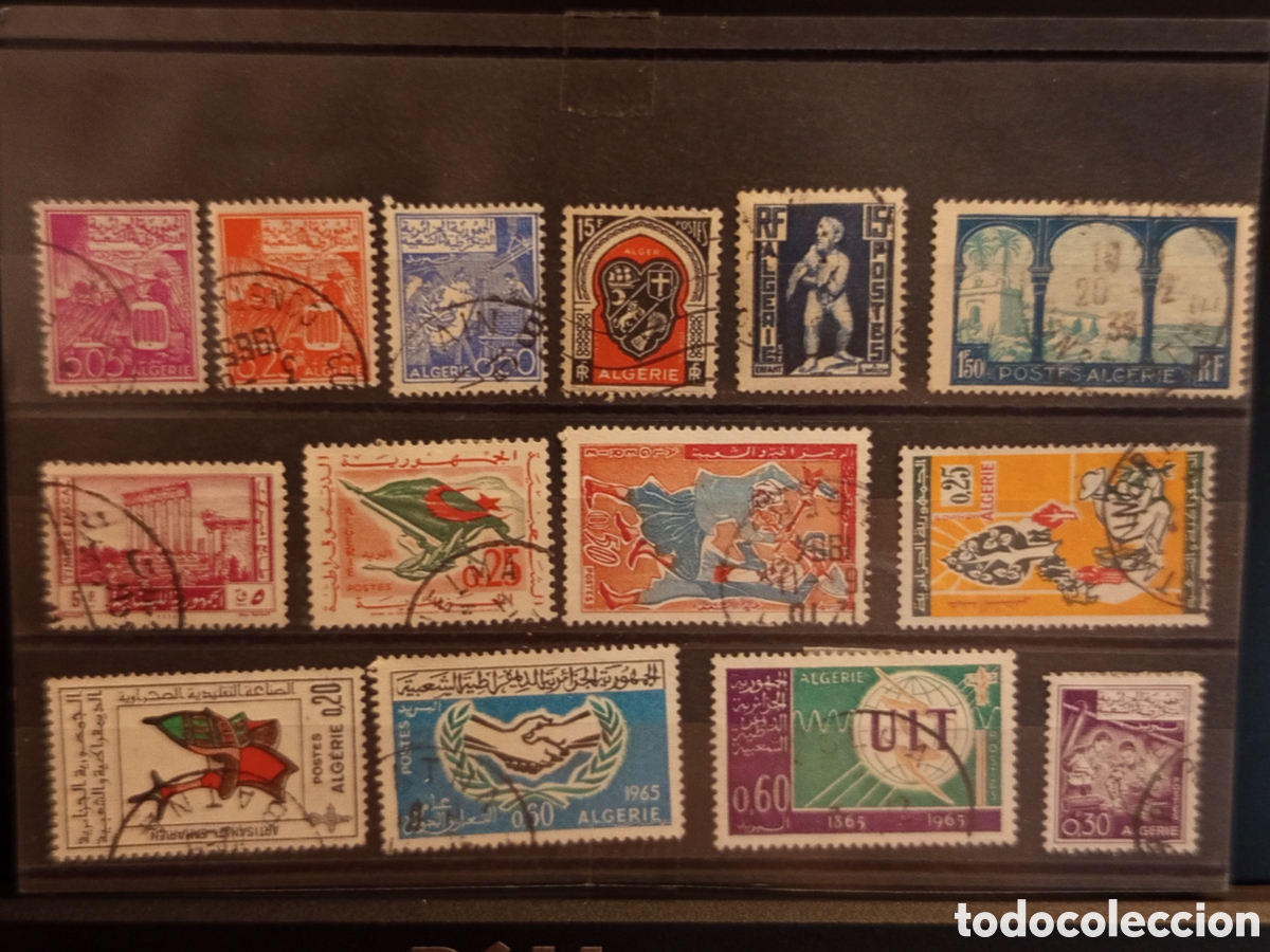 Sellos: Tarjeta con 14 Sellos Antiguos de Argelia, &Eacute;poca de 1940 a 1970