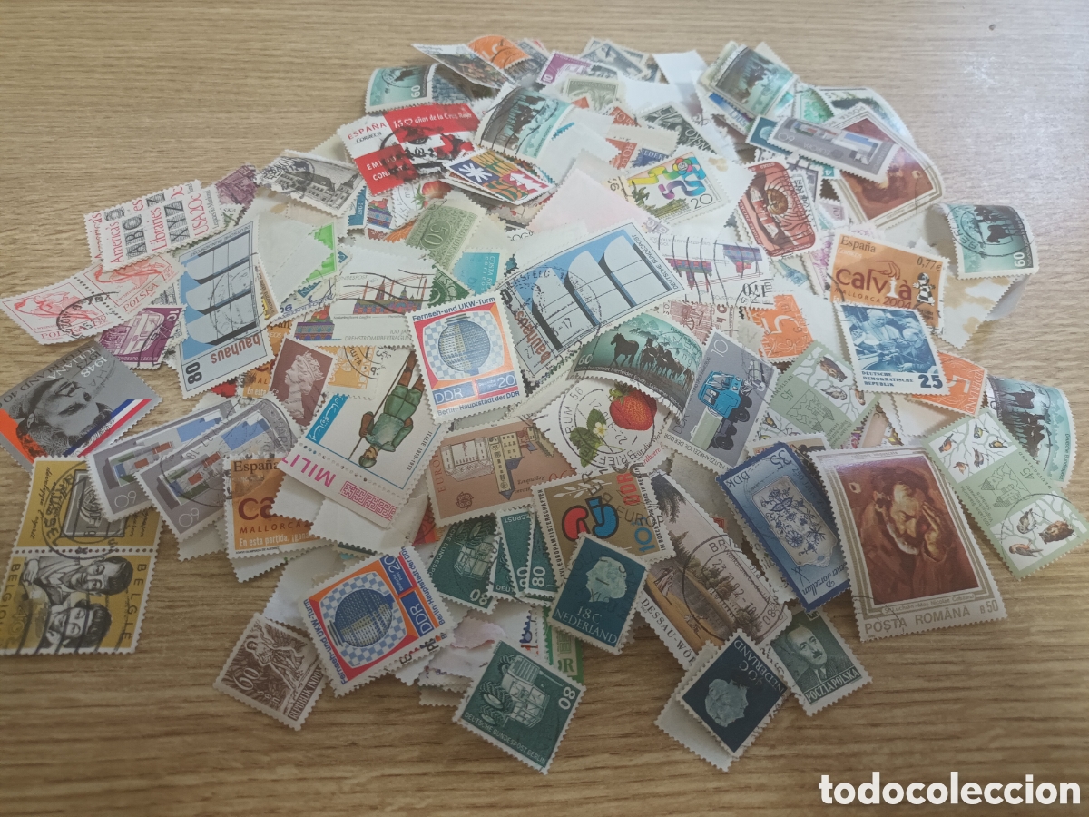 Sellos: GRAN LOTE DE MAS DE 700 SELLOS DE DISTINTOS PA&Iacute;SES Y FECHAS