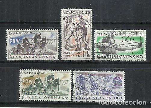 Sellos: 9514-CHECOSLOVAQUIA REPUBLICA CHECA 1957 N&ordm; 900/904 SERIE COMPLETA DEPORTES