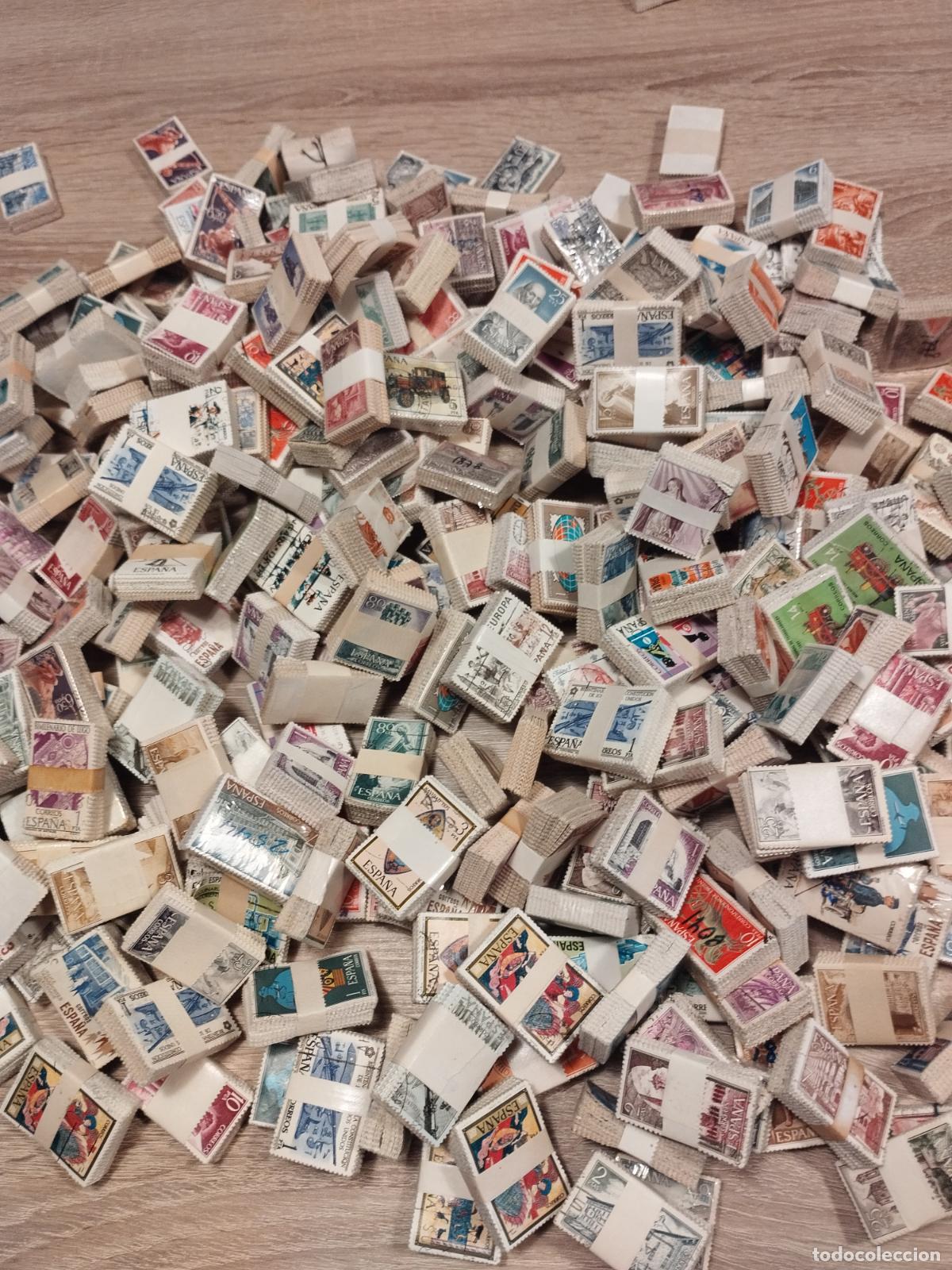 Timbres: FAC B-01 ESPA&Ntilde;A. 30000 SELLOS USADOS EN PASTILLAS. BUENA CALIDAD. VER FOTOS