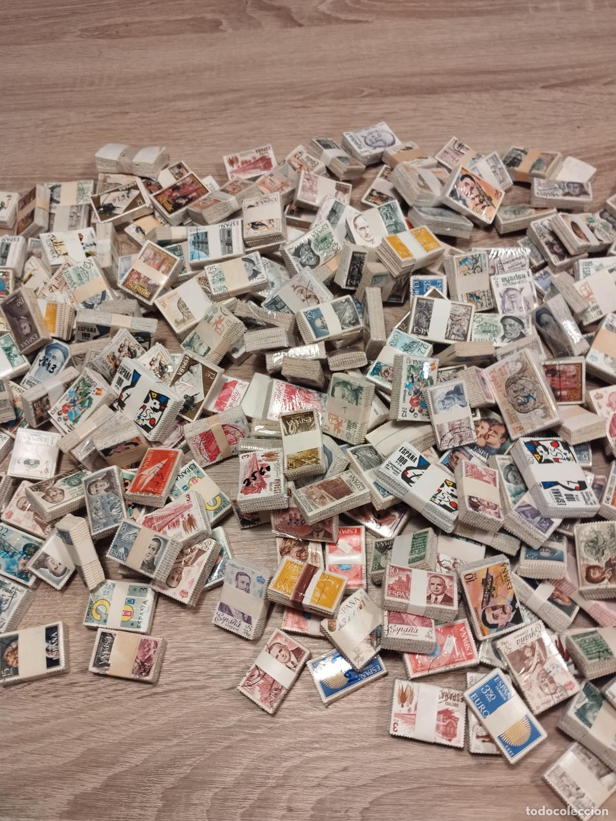 Timbres: FAC B-03 ESPA&Ntilde;A. 30000 SELLOS USADOS EN PASTILLAS. BUENA CALIDAD. VER FOTOS