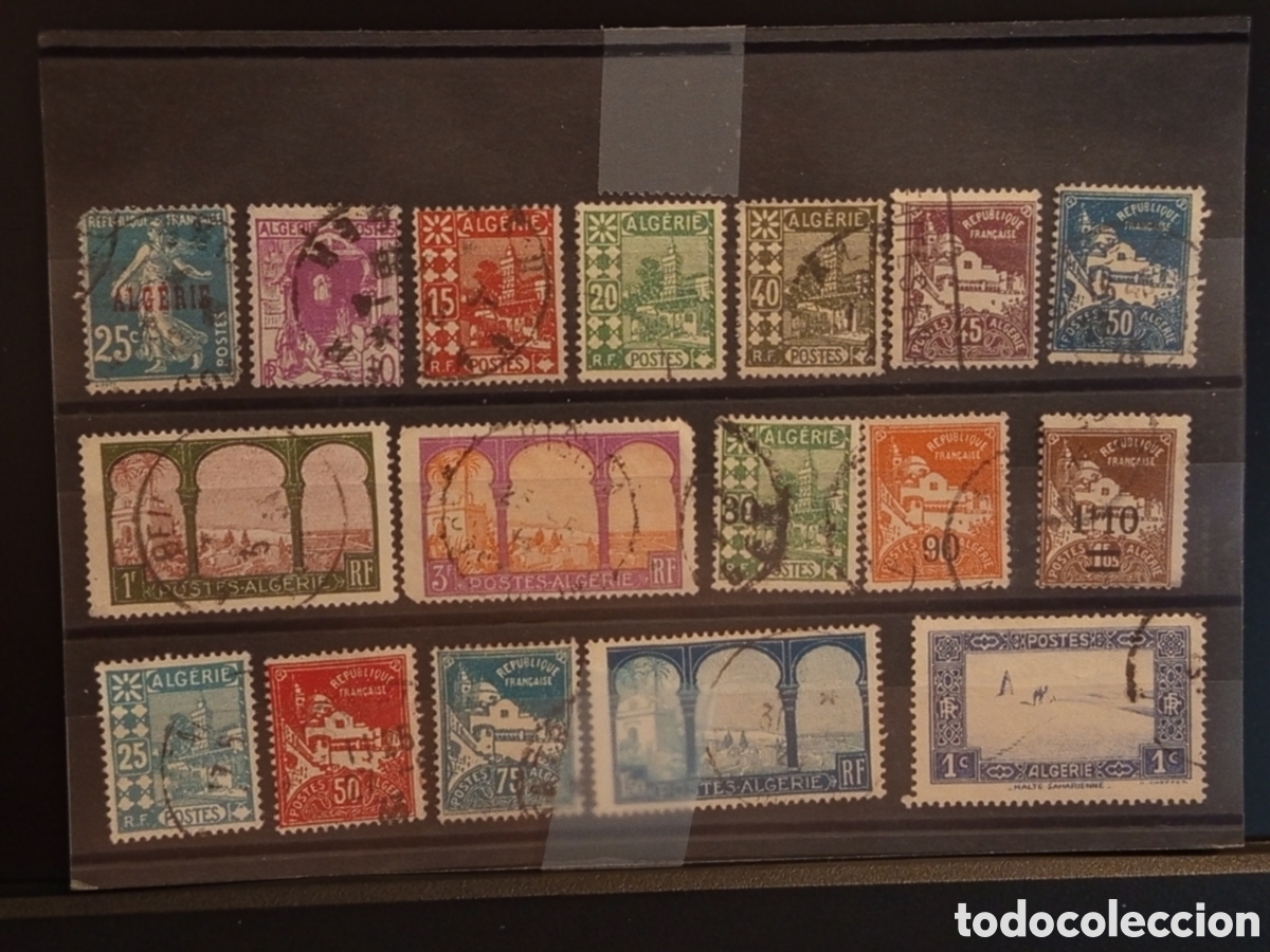 Sellos: Tarjeta con 16 Sellos Antiguos de Argelia Colonial, &Eacute;poca 1924 a 1949