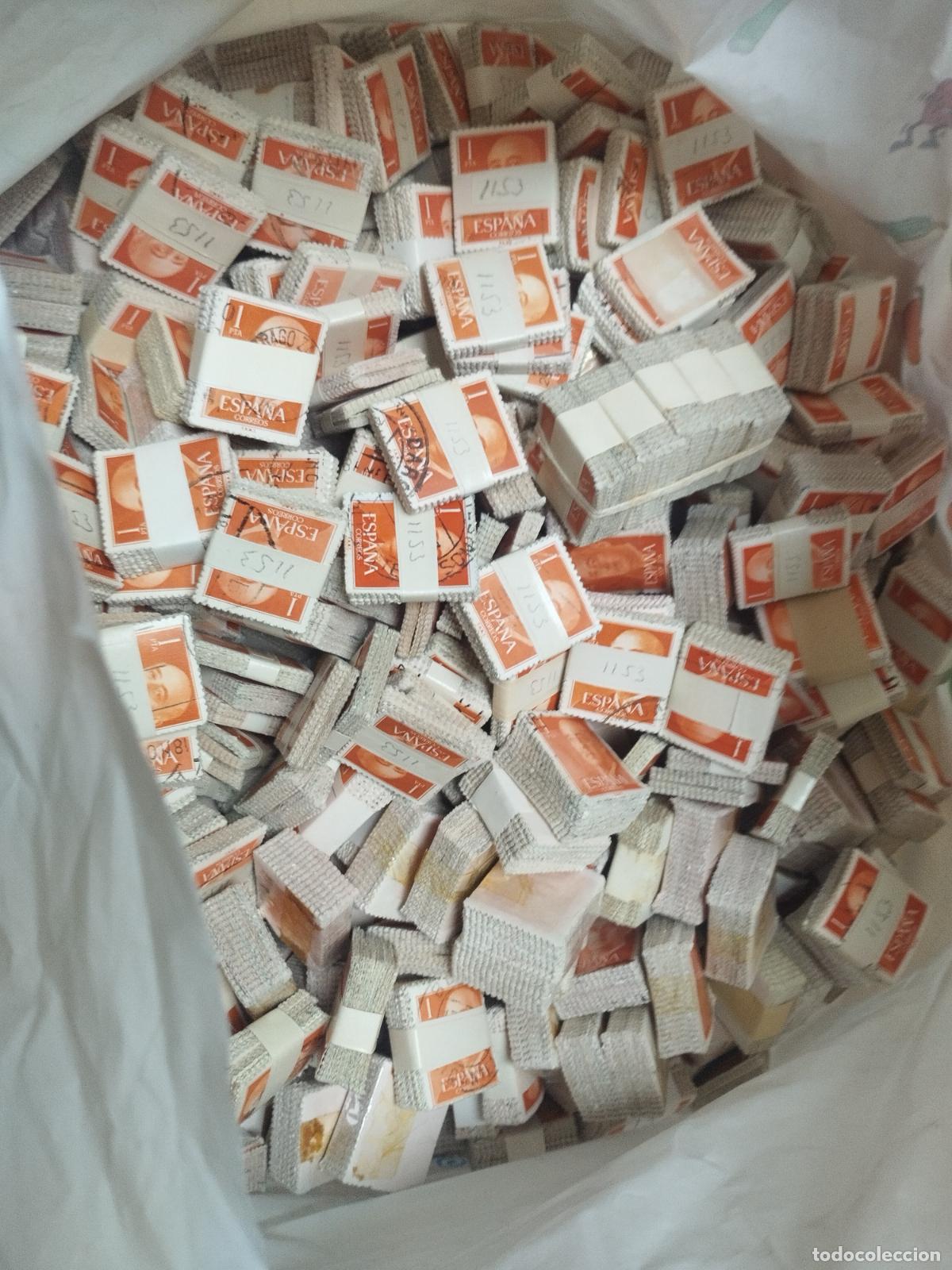 Sellos: BZB. 100.000 SELLOS USADOS DE ESPA&Ntilde;A EN PASTILLAS. FRANCO N&ordm; 1153 1 PTA. NARANJA. LEER DESCRIPCION.