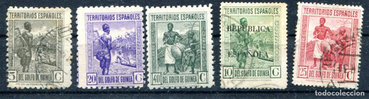 Sellos: Guinea espa&ntilde;ola. 5 sellos distintos, muy antiguos, todos de personajes. Alguno ligero &oacute;xido