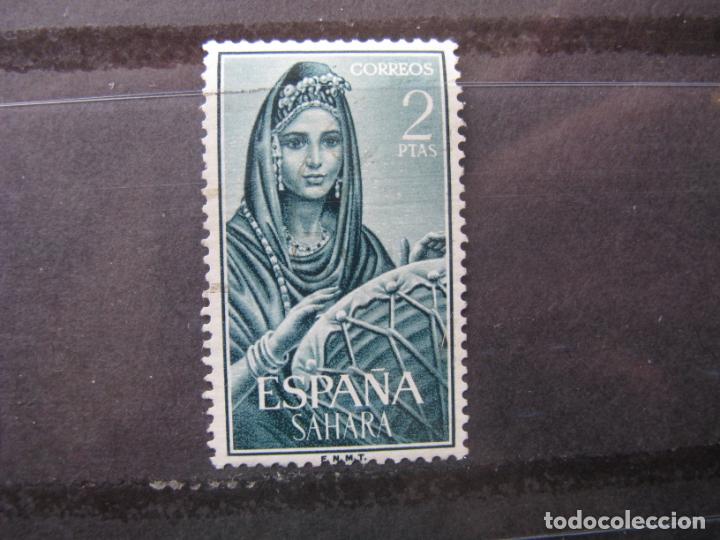 Timbres: +sahara 1964, musicos indigenas, edifil 233