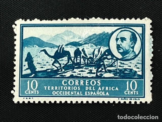 AFRICA OCCIDENTAL, 1950, PAISAJES Y GENERAL FRANCO, EDIFIL 5, NUEVO CON FIJASELLOS (Sellos - España - Colonias Españolas y Dependencias - África - África Occidental)