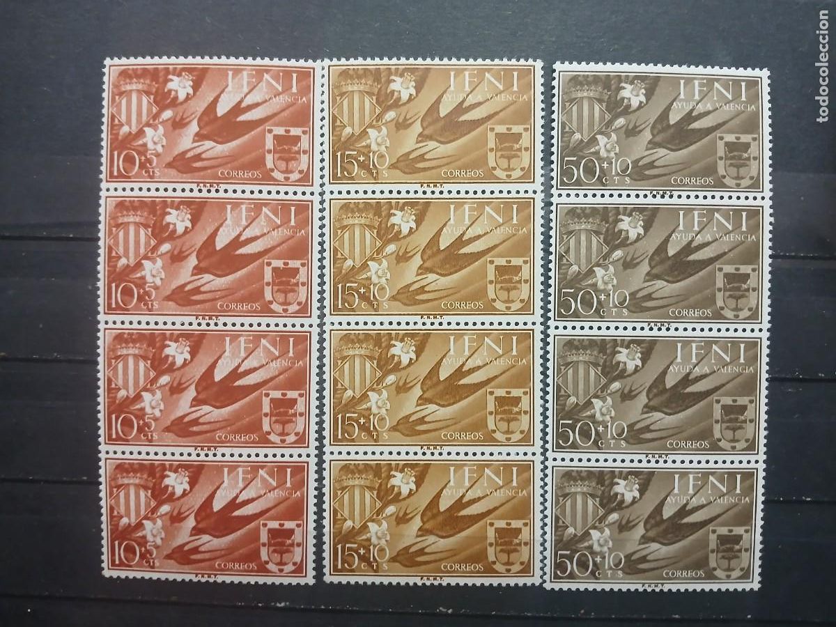 Sellos: A&Ntilde;O 1958 AYUDAS A VALENCIA VALOR CATALOGO 8.00 EUROS