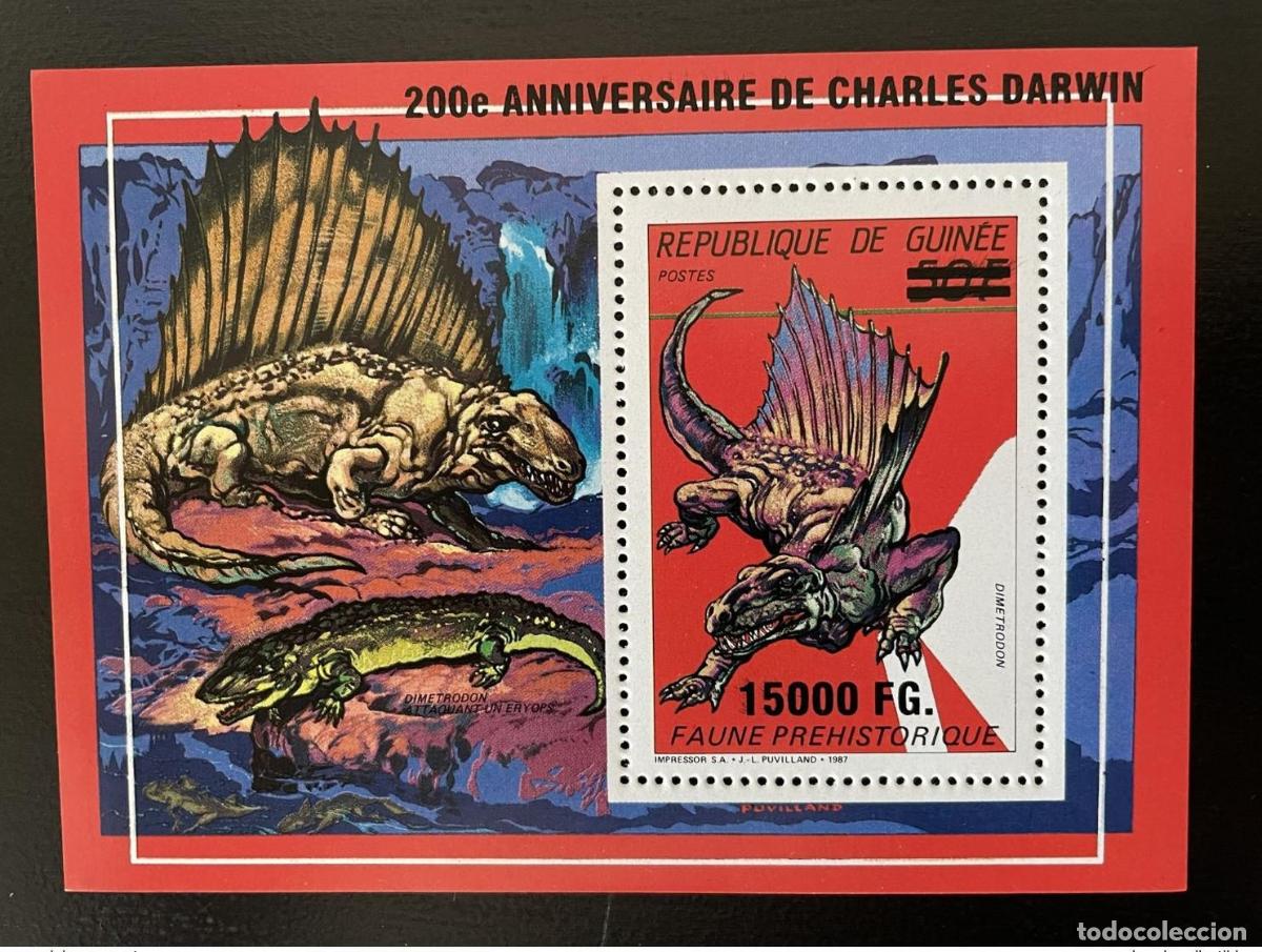 Sellos: Guinea 2009 Mi. Bl. 1730: Dinosaurios sobrecargados cumplea&ntilde;os de Charles Darwin