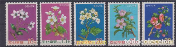 Sellos: 624253 USED COREA DEL NORTE 1975 FLORES DE LOS ARBOLES