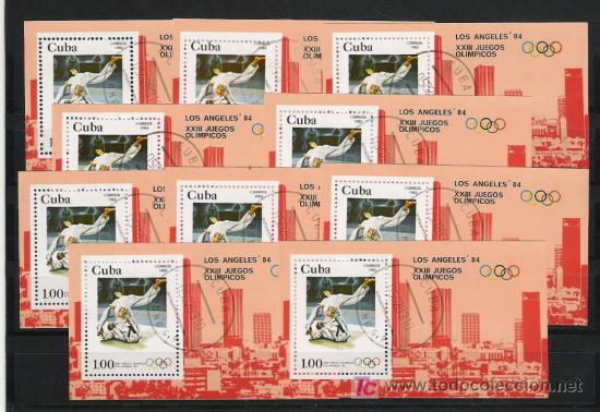 Sellos: CUBA HOJAS BLOQUE TEMA DEPORTES - Foto 1
