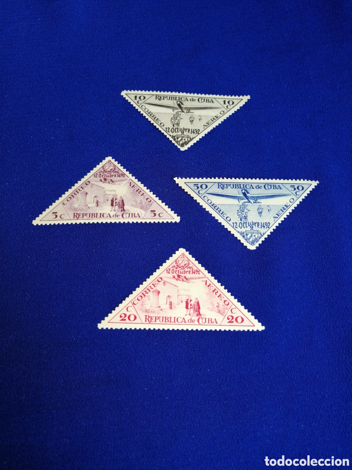 Sellos: REP&Uacute;BLICA DE CUBA - CORREO A&Eacute;REO TRIANGULAR