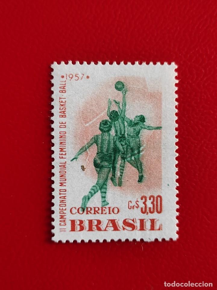 Sellos: 1957 Brasil* - Foto 1
