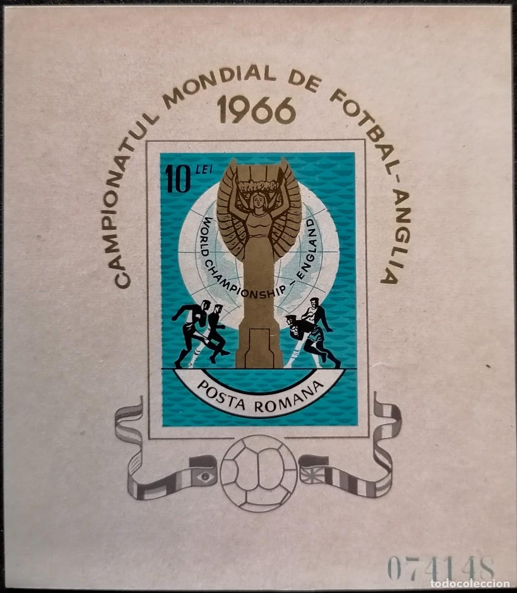 Sellos: RUMANIA 1976 - HB F&Uacute;TBOL / MUNDIAL INGLATERRA 76 .