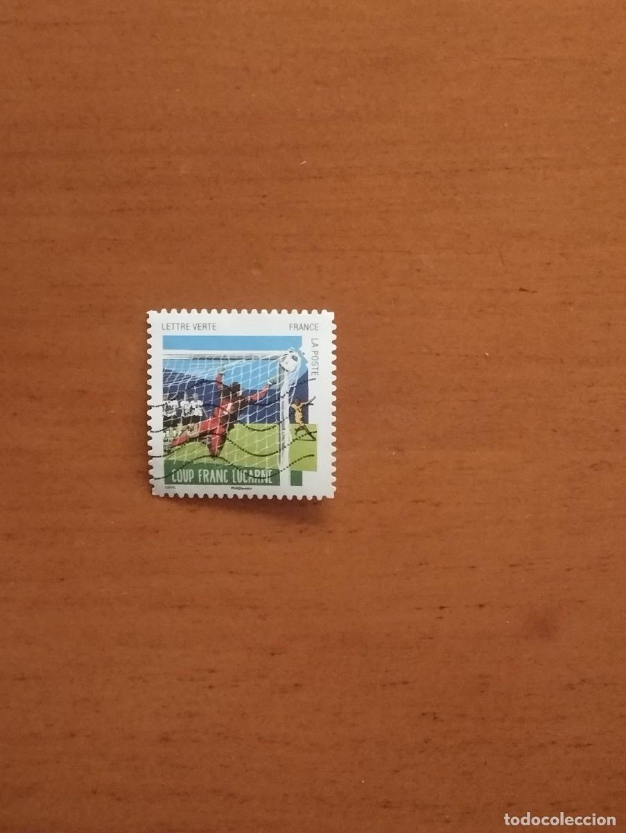 Sellos: 22.04/ Francia. Autoadhesivo. Sello en usado. Futbol