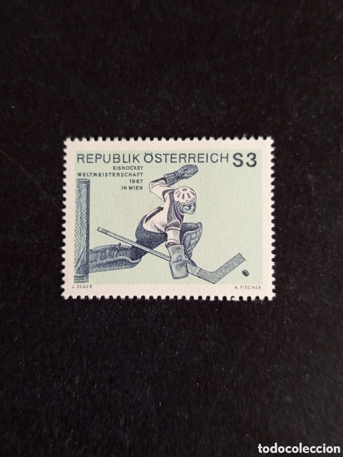 Sellos: AUSTRIA, 1967. Deportes: Hockey sobre hielo. Yvert 1069. Ver fotos. Pedido m&iacute;nimo 3 &euro;.Serie completa