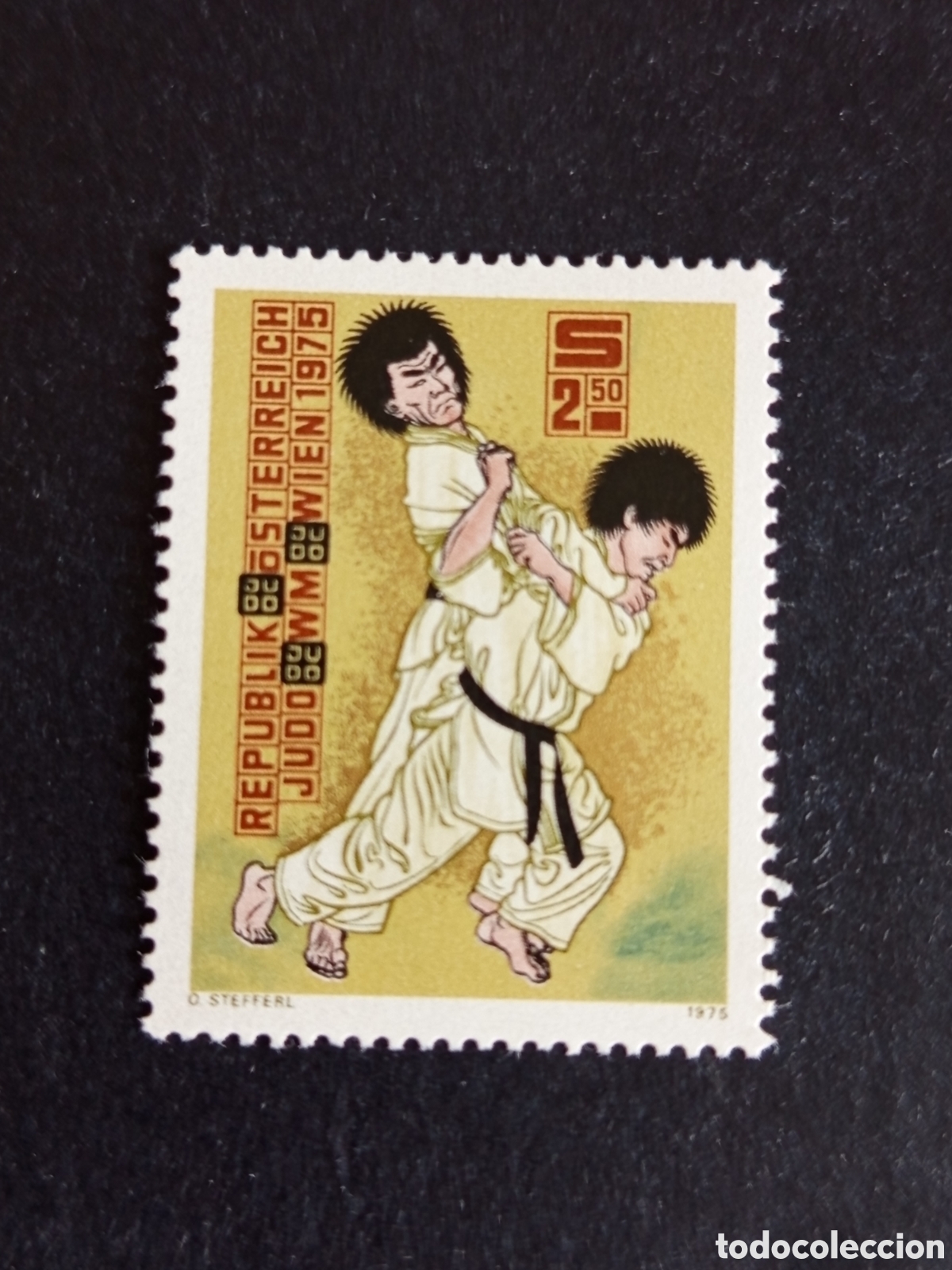 Sellos: AUSTRIA, 1975. Deportes : Judo. Campeonato del mundo. Yvert 1322. Pedido m&iacute;nimo 3 &euro;. Ver fotos.