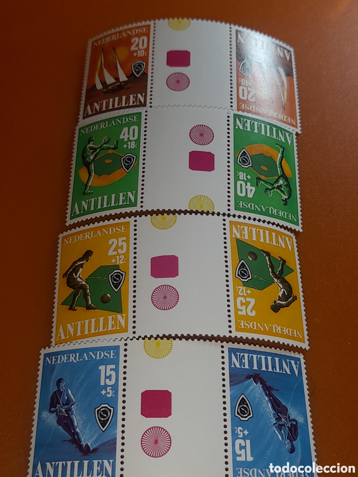 Sellos: Sello Antillas Holandesas nuevo 1978. Vela. Barco. Esqui. Beisbol. Futbol. Atletas. Deporte. Velero.