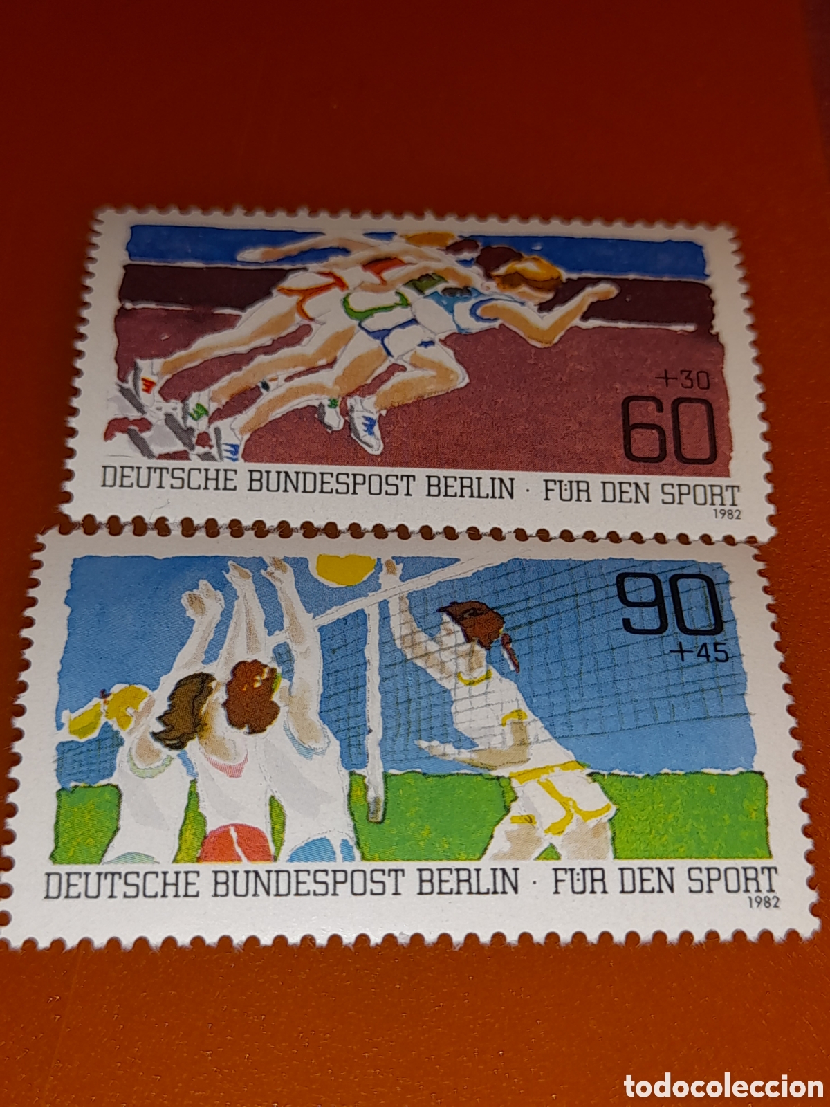 Sellos: Sello Alemania, Berlin nuevo 1982. Deporte. Salud. Juegos. Carreras. Relevos. Voleibol. Copa. Arleta