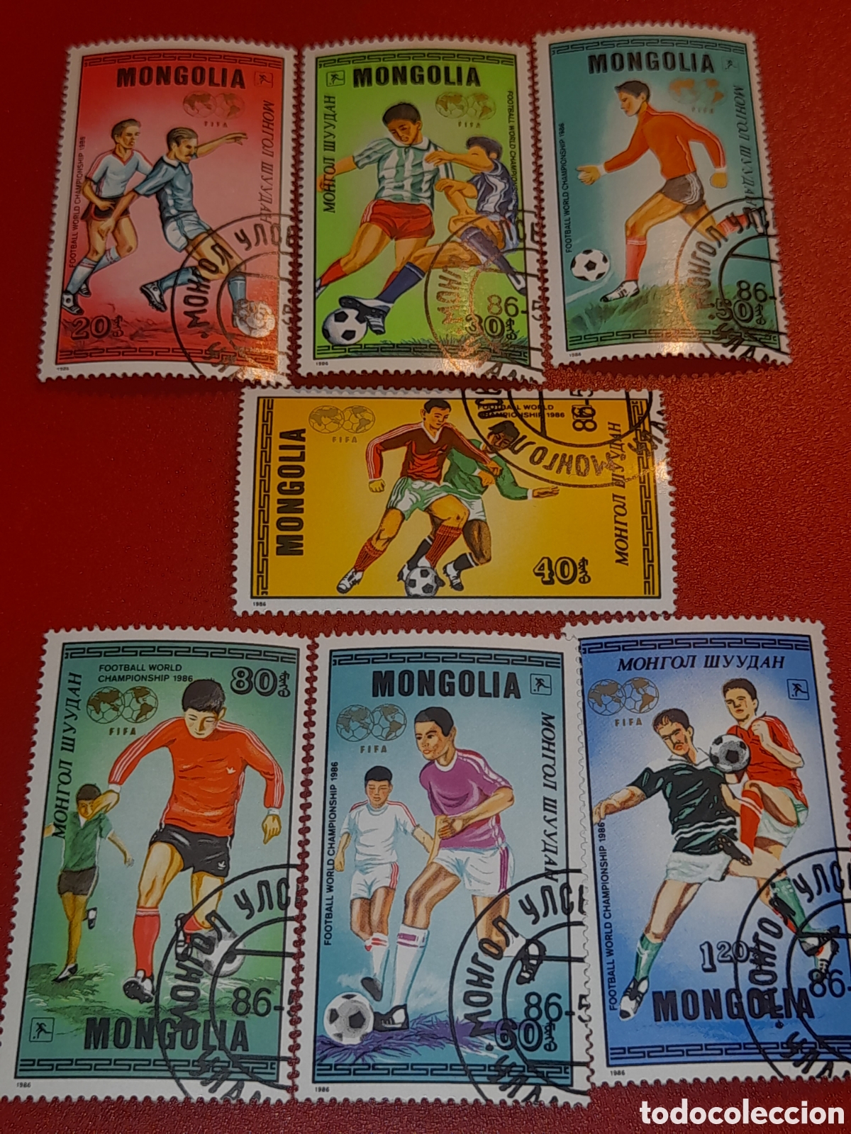 Sellos: Sello Mongolia mtdo 1986. Campeonato mundial f&uacute;tbol. M&eacute;xico,86. Deporte. Atleta. Balon. Uniforme. Se