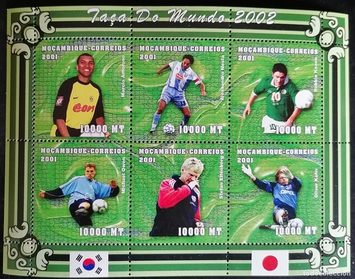 Sellos: MOZAMBIQUE 2001 - HB MUNDIAL DE F&Uacute;TBOL 2002 .