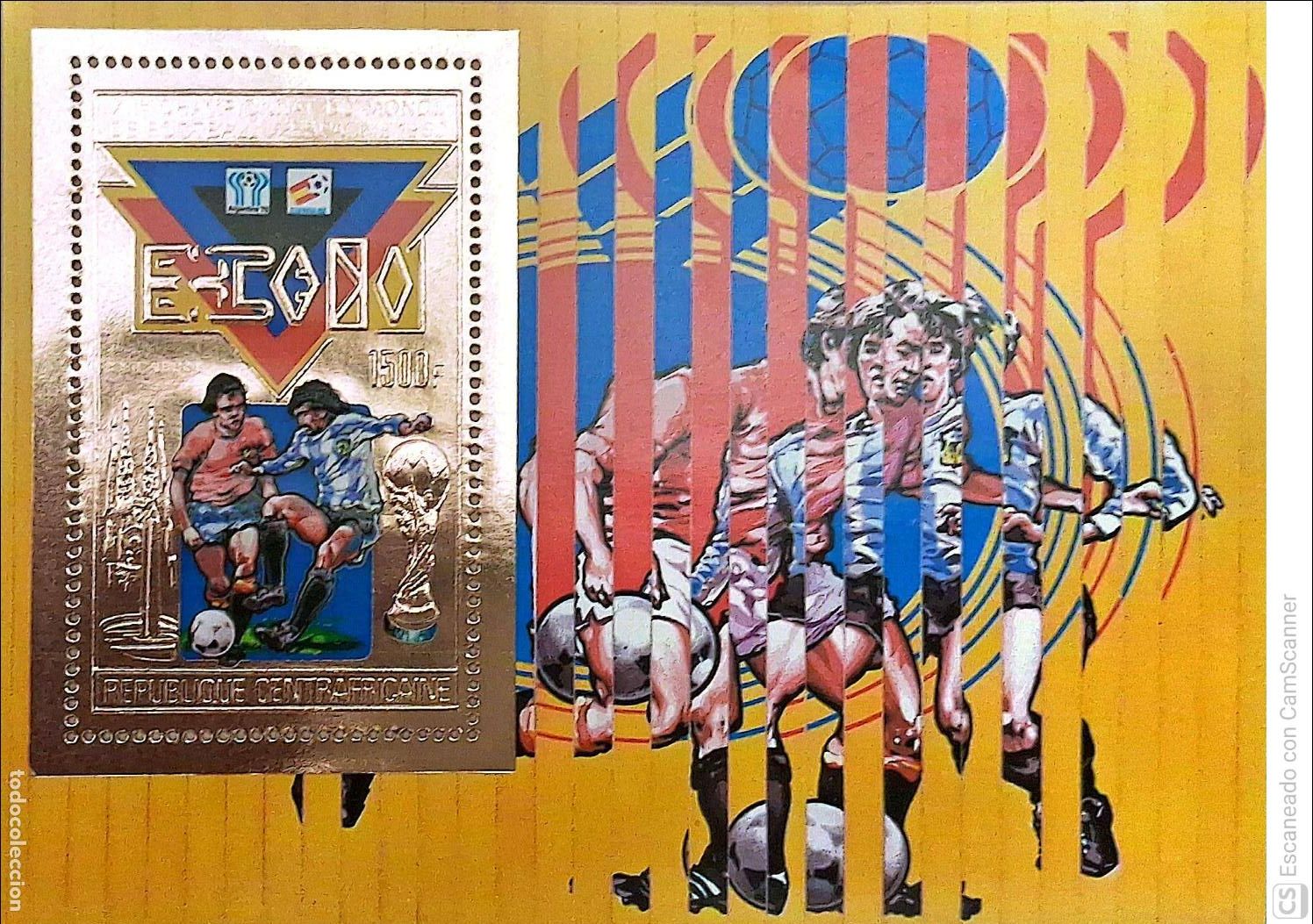 Sellos: Centroafricana. HB Copa mundial de f&uacute;tbol Espa&ntilde;a'82: Logo y jugadores en acci&oacute;n. Prrsentaci&oacute;n ORO, v
