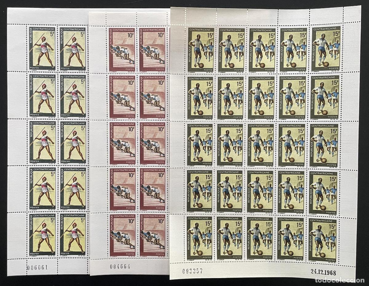 Sellos: Jabalina centroafricana 1969 YT 115-117 f&uacute;tbol tabl&oacute;n correr